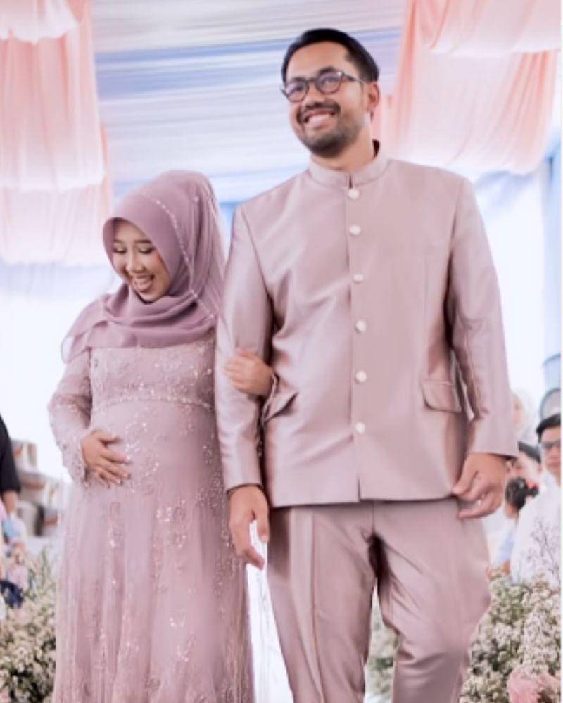 Instagram.com/@kikysaputrii